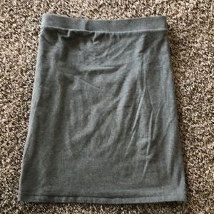 Gray knit skirt